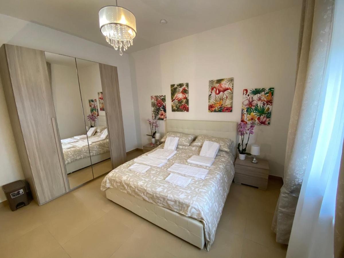 Caserta Royale Apartment Eksteriør billede